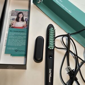 Muse Hair Straightening Brush - Black